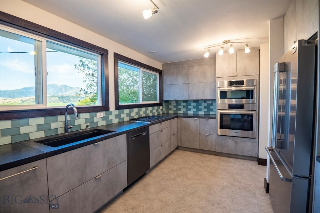 1145 Holly Drive, Bozeman MT 59715