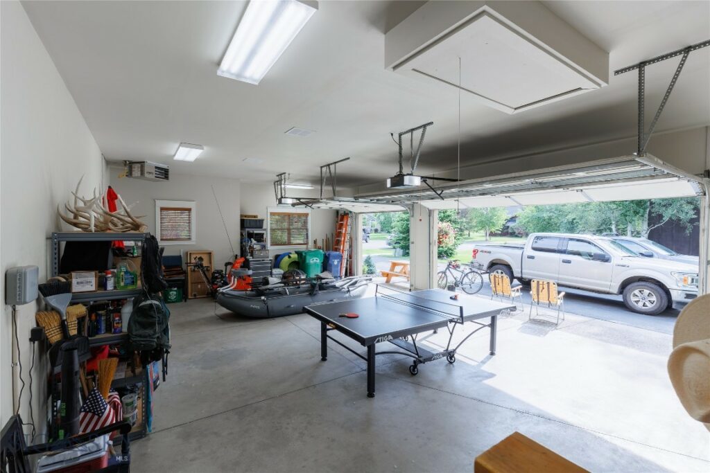 115 Rocking Bear Circle, Bozeman MT 59715
