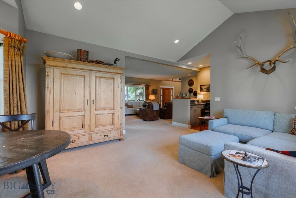 115 Rocking Bear Circle, Bozeman MT 59715