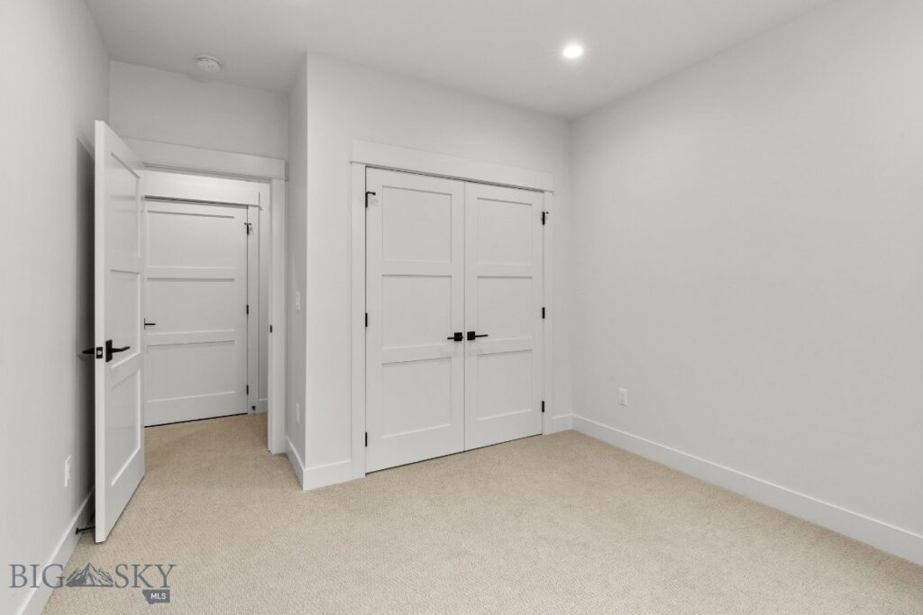 115 S 7th Avenue, Bozeman MT 59715
