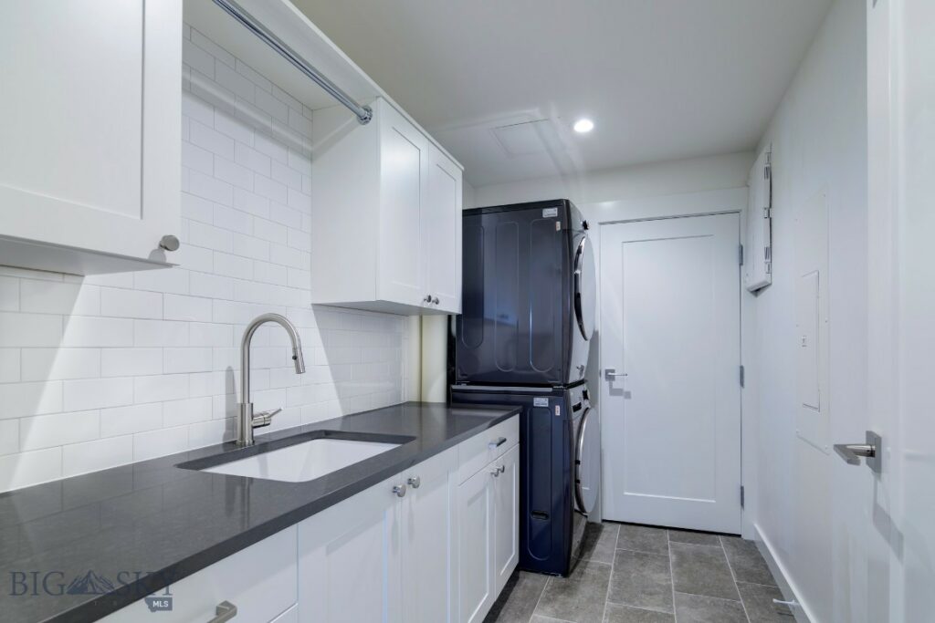 116 N Bozeman, Bozeman MT 59715