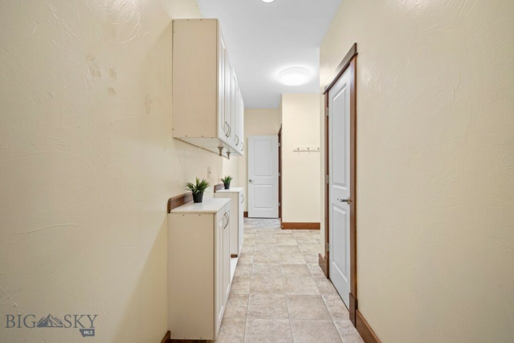1168 Saxon Way, Bozeman MT 59718