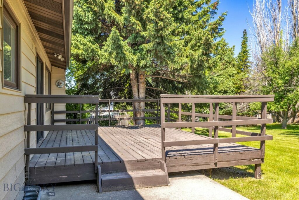117 Henderson Street, Bozeman MT 59715