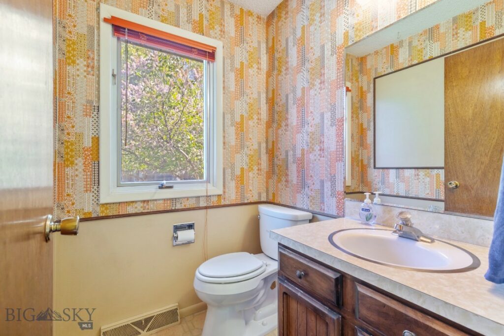 117 Henderson Street, Bozeman MT 59715