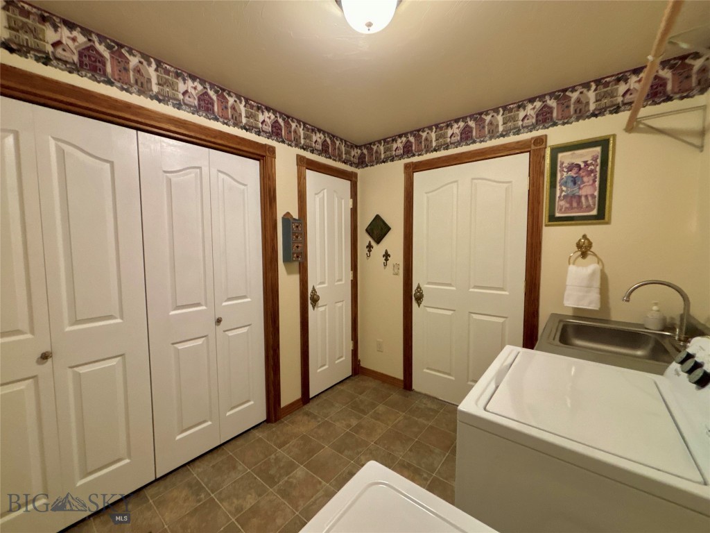 12 Pathfinder Trail, Bozeman MT 59715