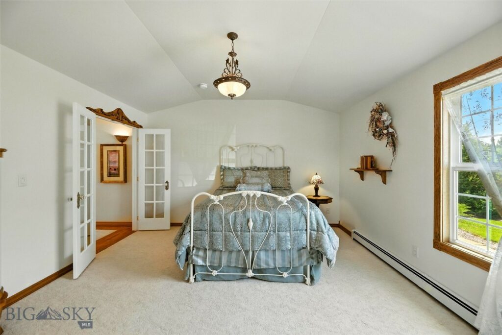 12 Pathfinder Trail, Bozeman MT 59718