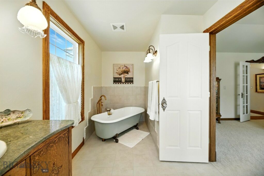 12 Pathfinder Trail, Bozeman MT 59718