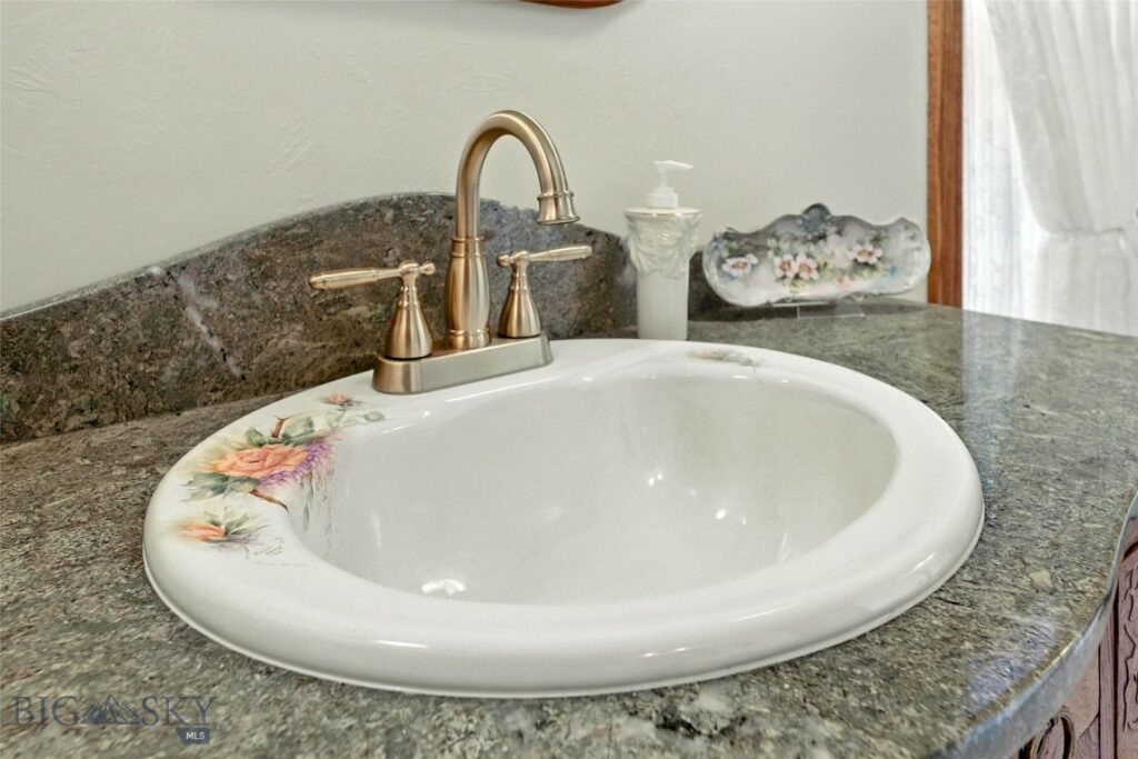 12 Pathfinder Trail, Bozeman MT 59718