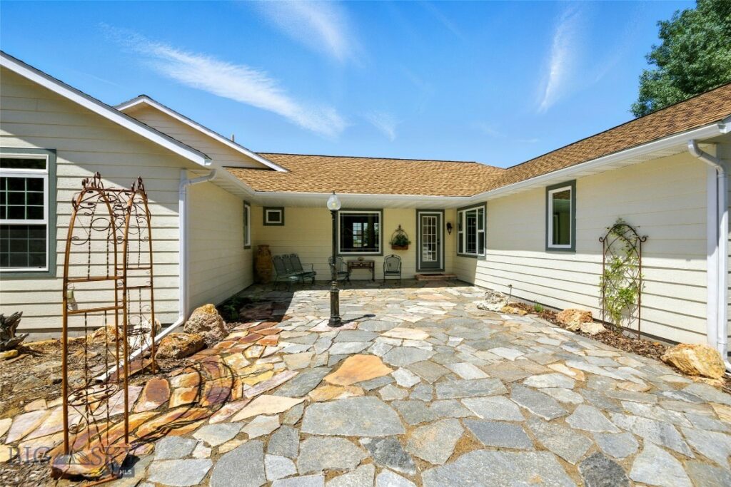 12 Pathfinder Trail, Bozeman MT 59718