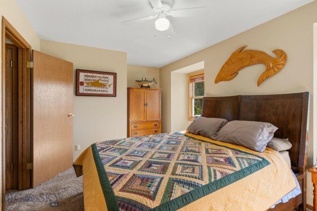 12 W Hayes, Bozeman MT 59715