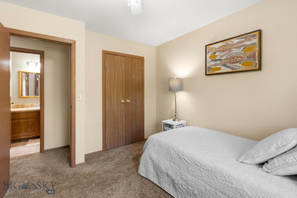 12 W Hayes, Bozeman MT 59715