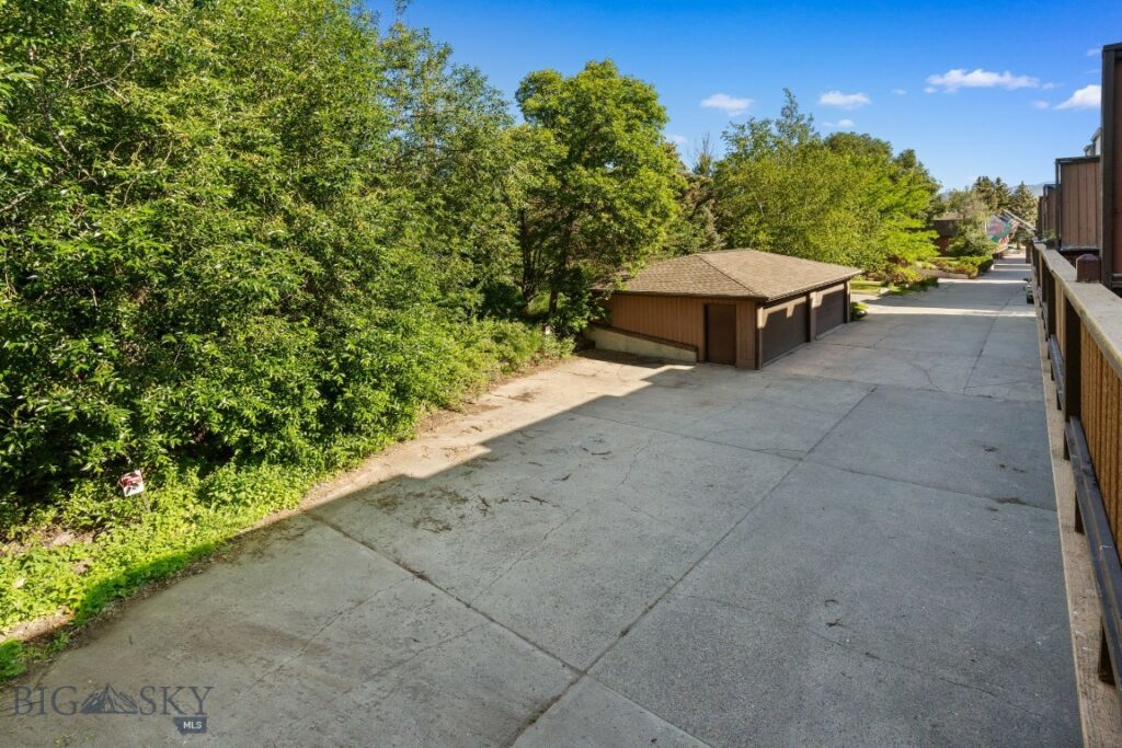 12 W Hayes, Bozeman MT 59715