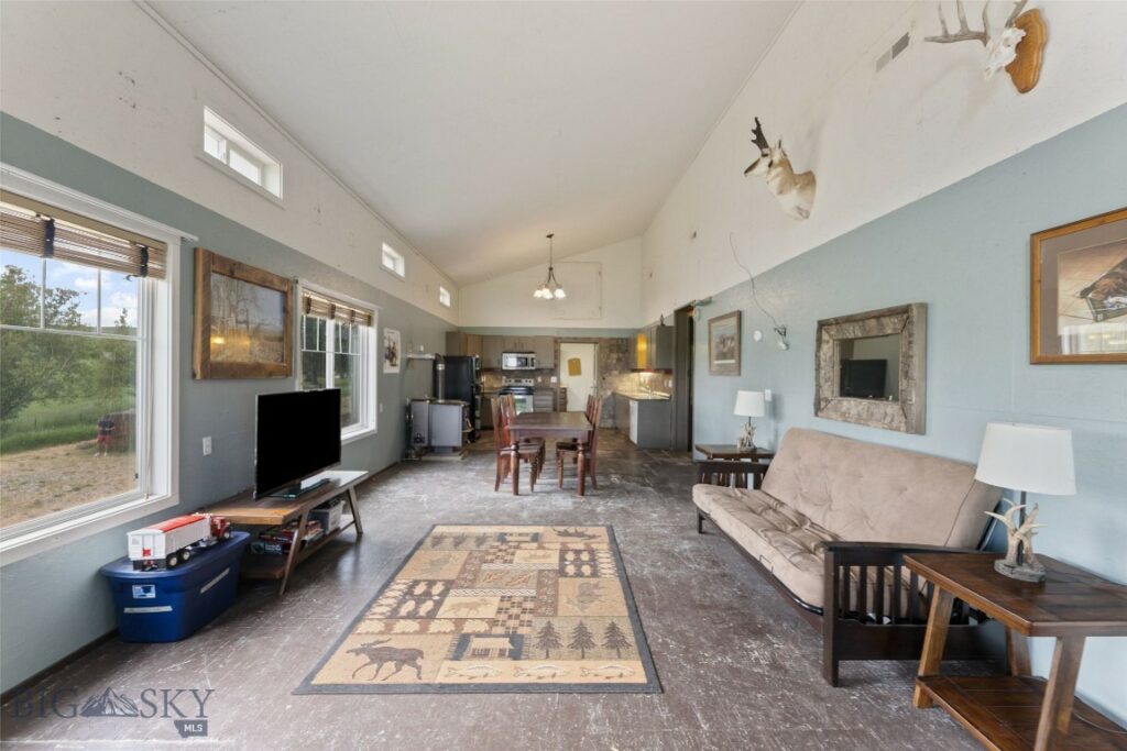 120 N Pine Butte, Bozeman MT 59718
