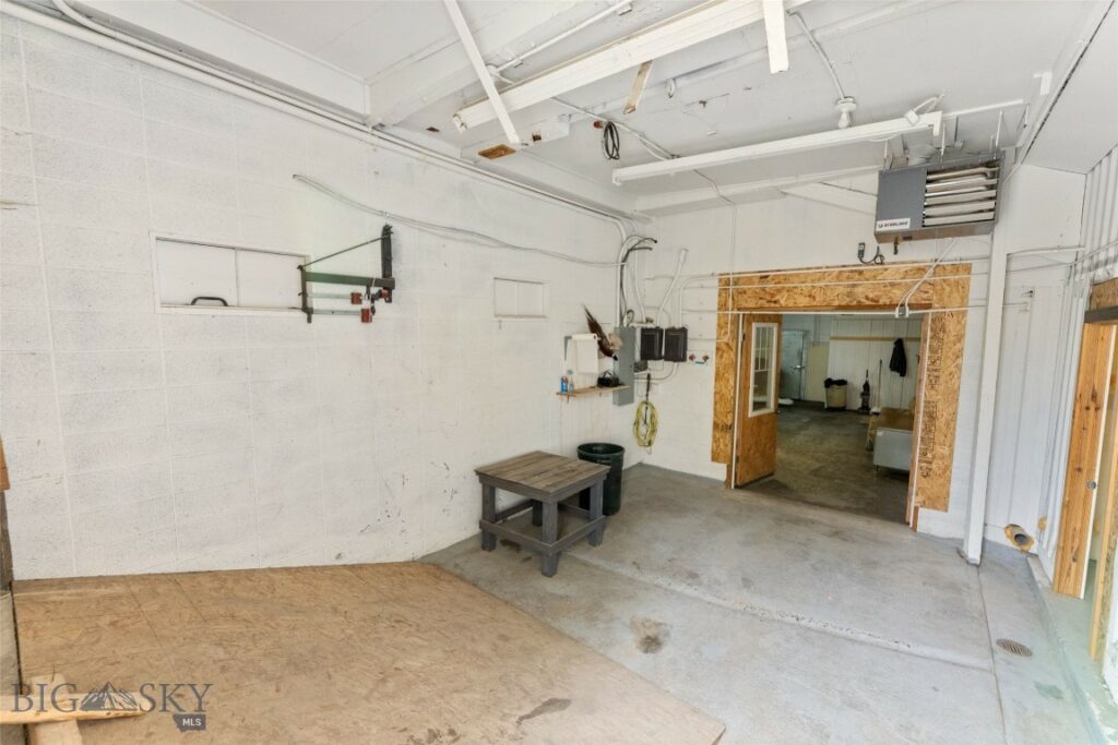 120 N Pine Butte, Bozeman MT 59718