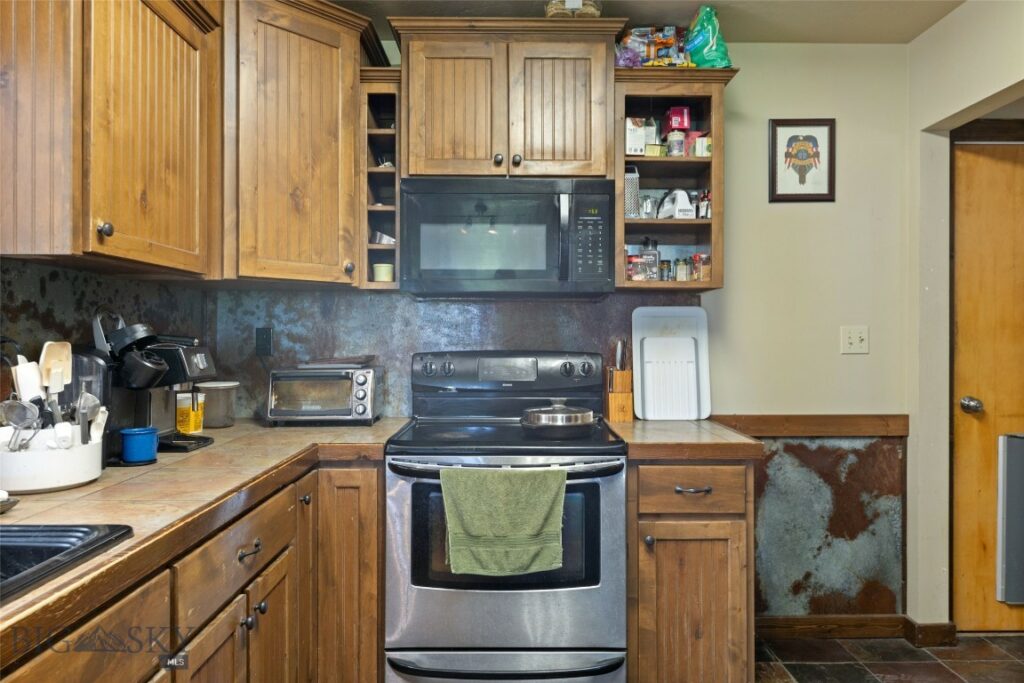 120 N Pine Butte, Bozeman MT 59718