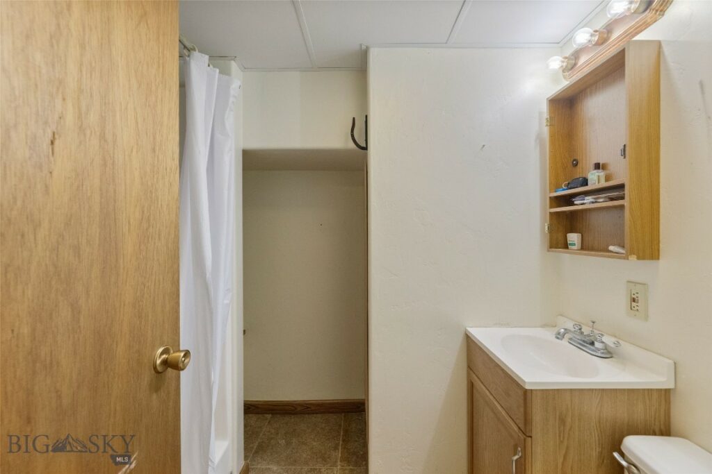120 N Pine Butte, Bozeman MT 59718