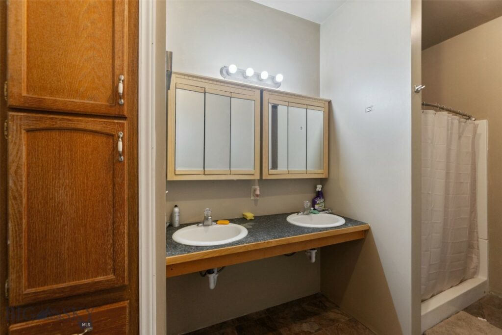 120 N Pine Butte, Bozeman MT 59718