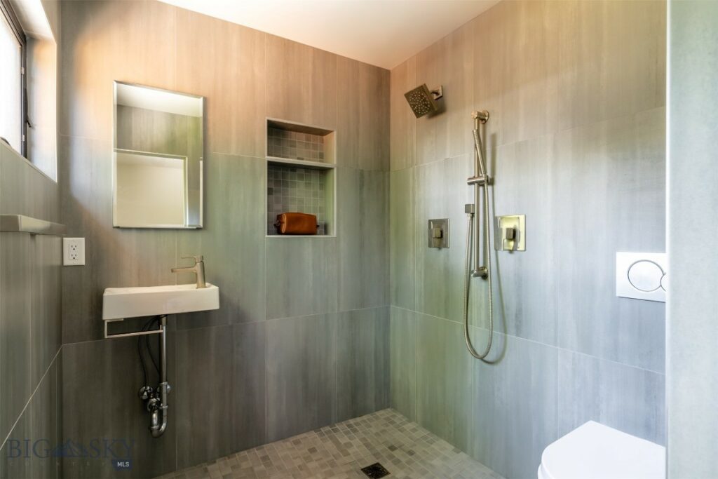1206 N Cedarview Drive, Bozeman MT 59715