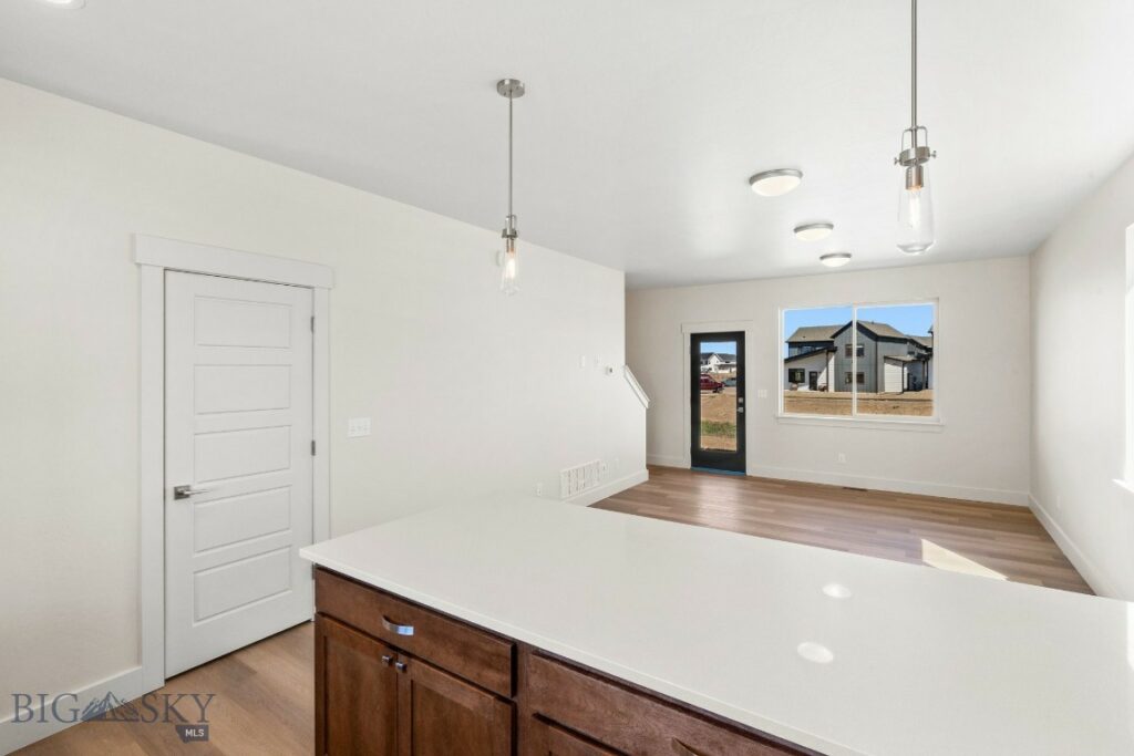 122 Horseshoe Loop, Bozeman MT 59718