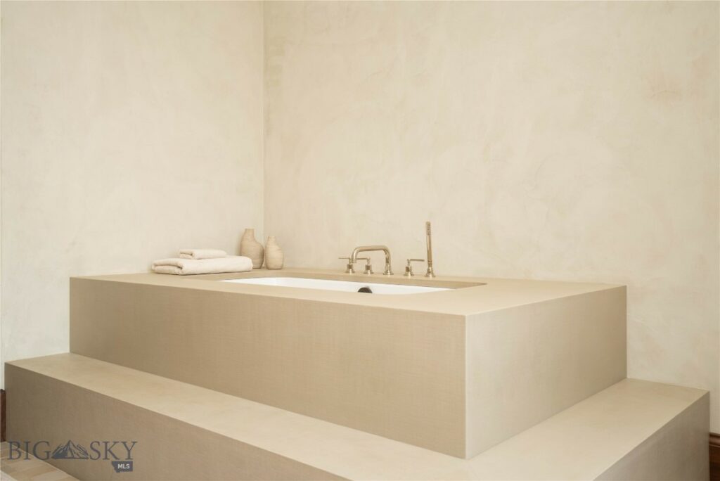 1221 Green Valley Way, Bozeman MT 59715