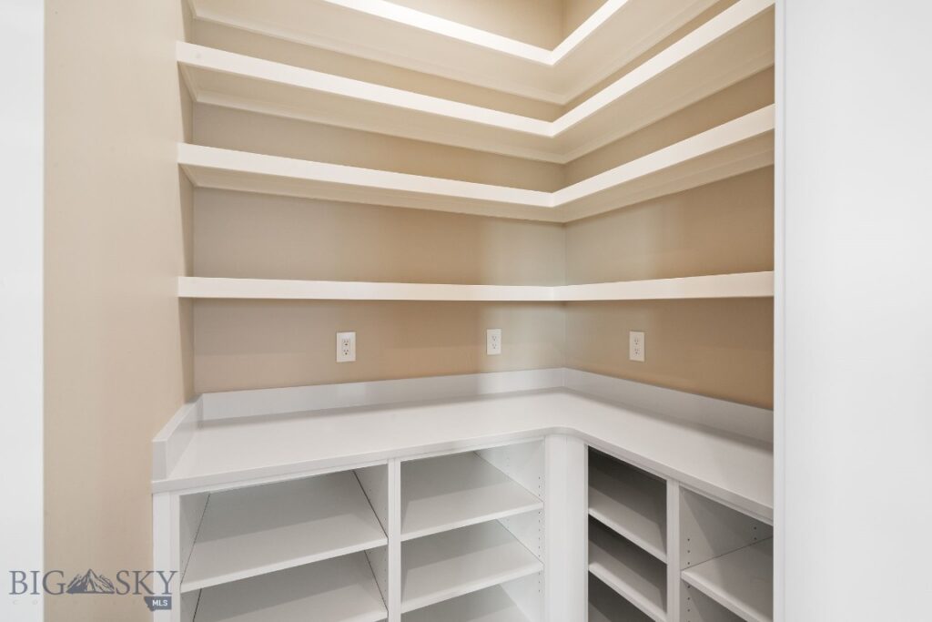 123 Creekbank Loop, Bozeman MT 59718