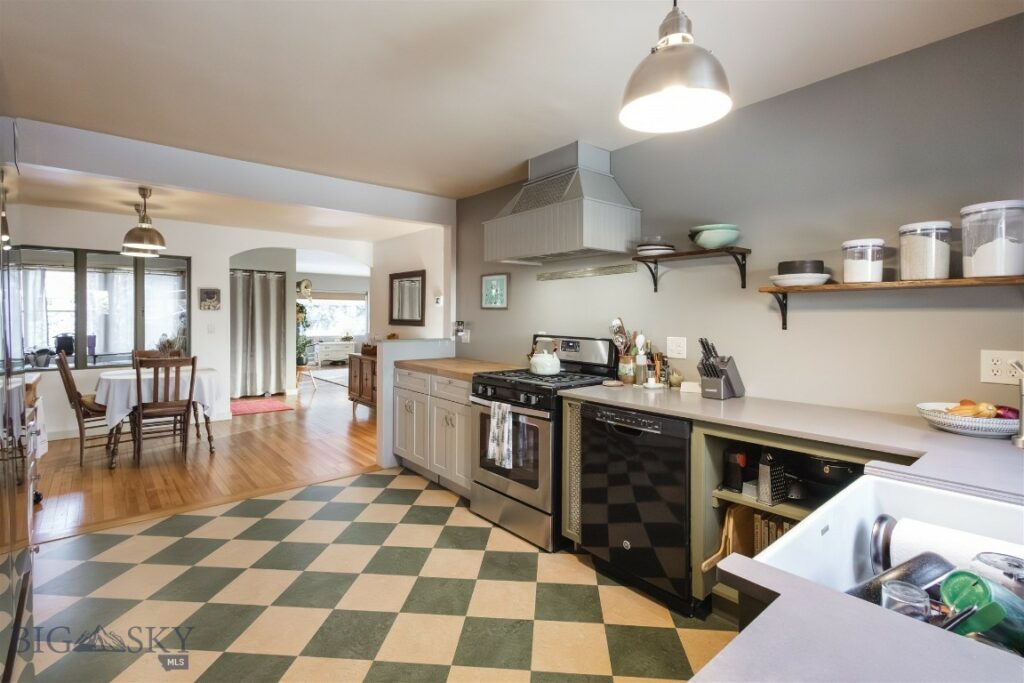 1232 N 8th Avenue, Bozeman MT 59715