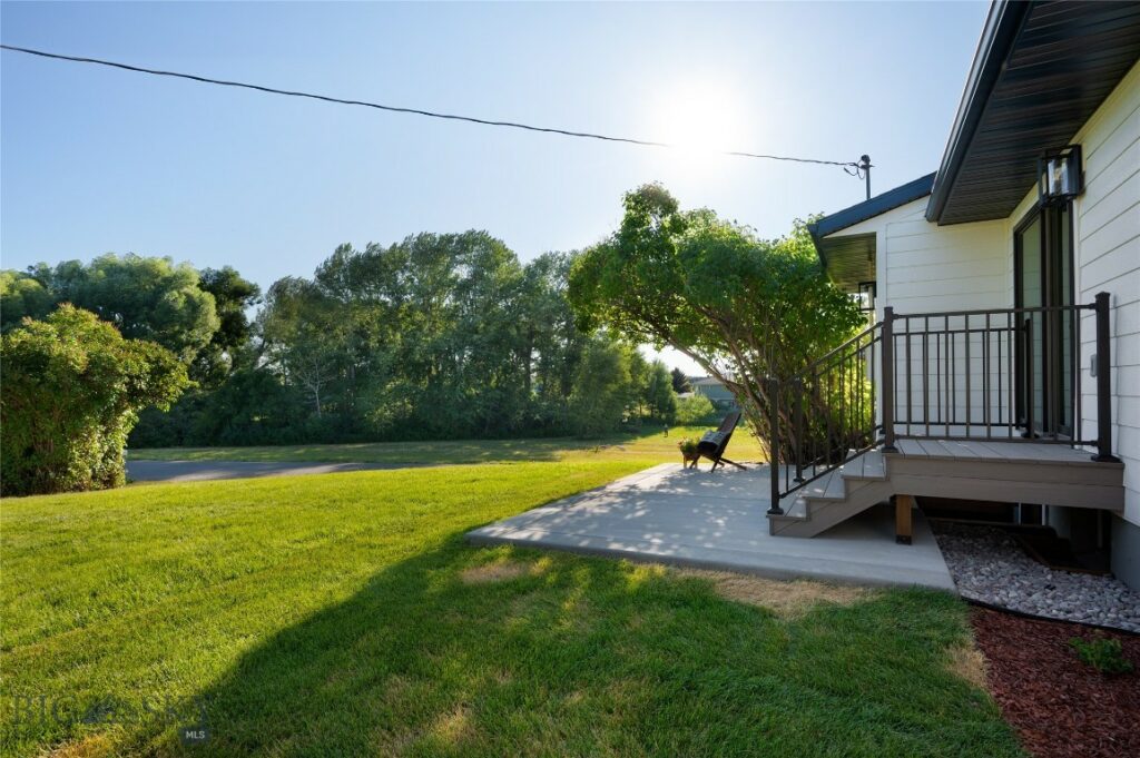 1233 N 8th Avenue, Bozeman MT 59715