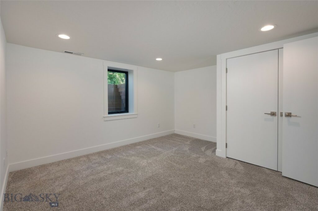 1233 N 8th Avenue, Bozeman MT 59715