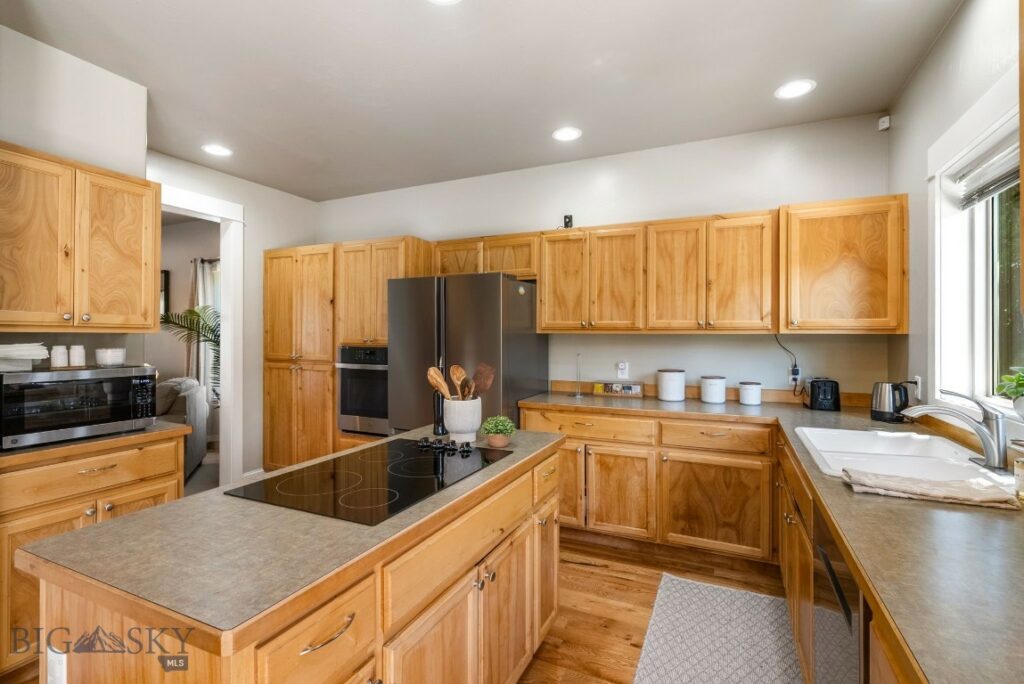 126 Pathfinder Trail, Bozeman MT 59718