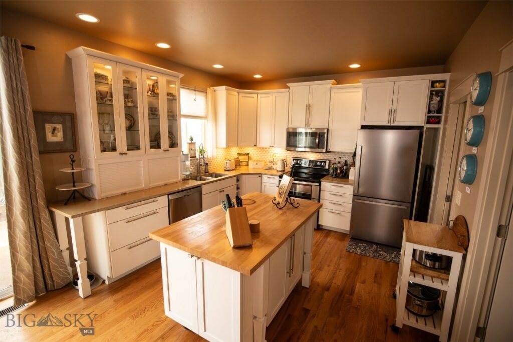 1276 Durham Avenue, Bozeman MT 59718