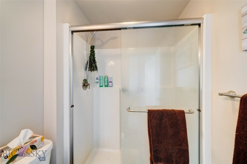 1295 Thomas Drive, Bozeman MT 59718