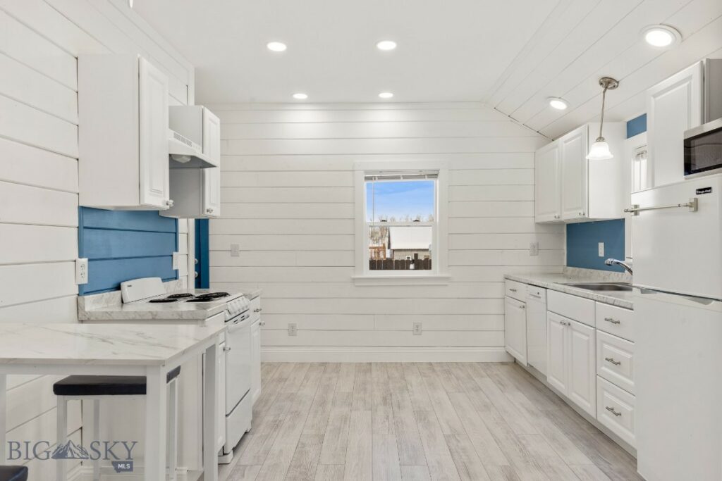 12977 Cottonwood Road, Bozeman MT 59718