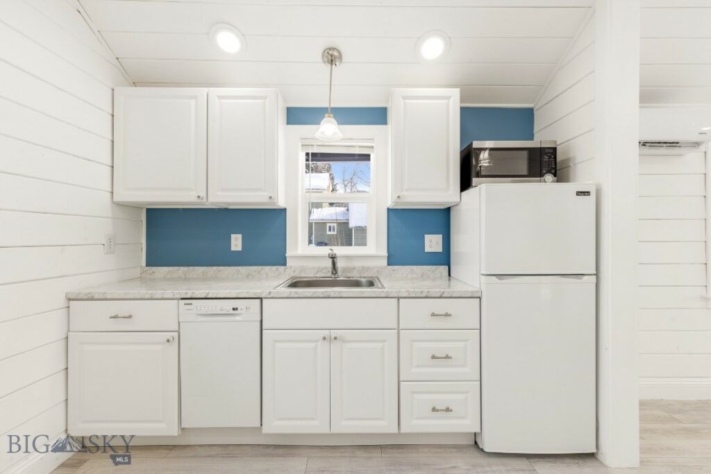 12977 Cottonwood Road, Bozeman MT 59718
