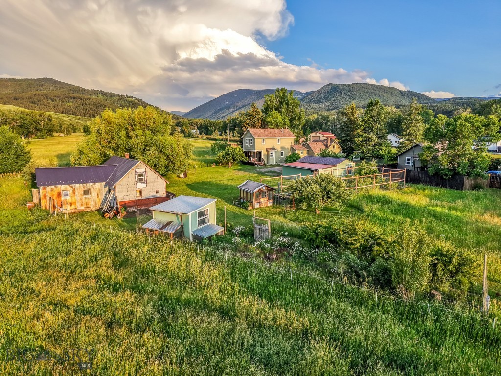12977 Cottonwood Road, Bozeman MT 59718