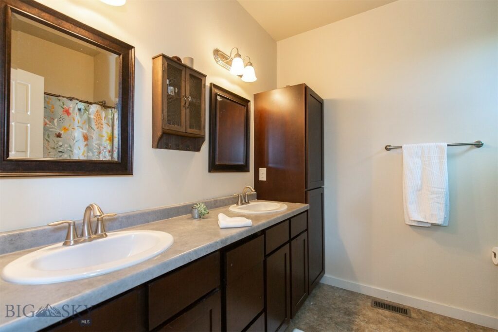 13 Ramshorn Peak Lane, Bozeman MT 59718