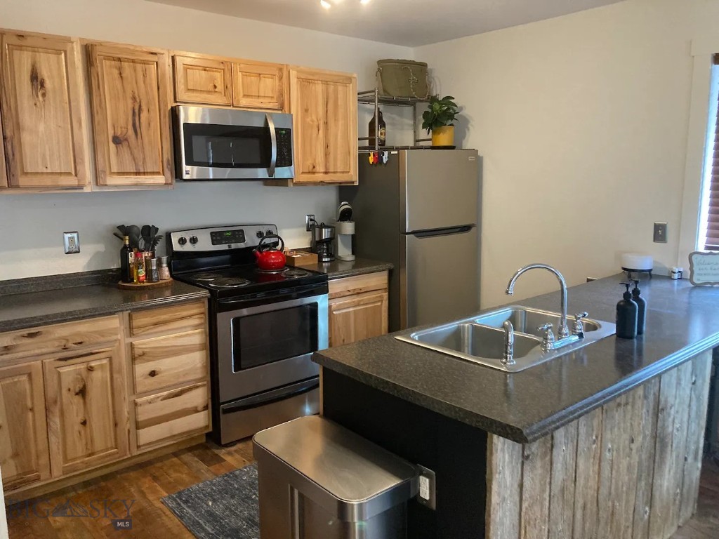 1301 Wildflower Way, Bozeman MT 59715