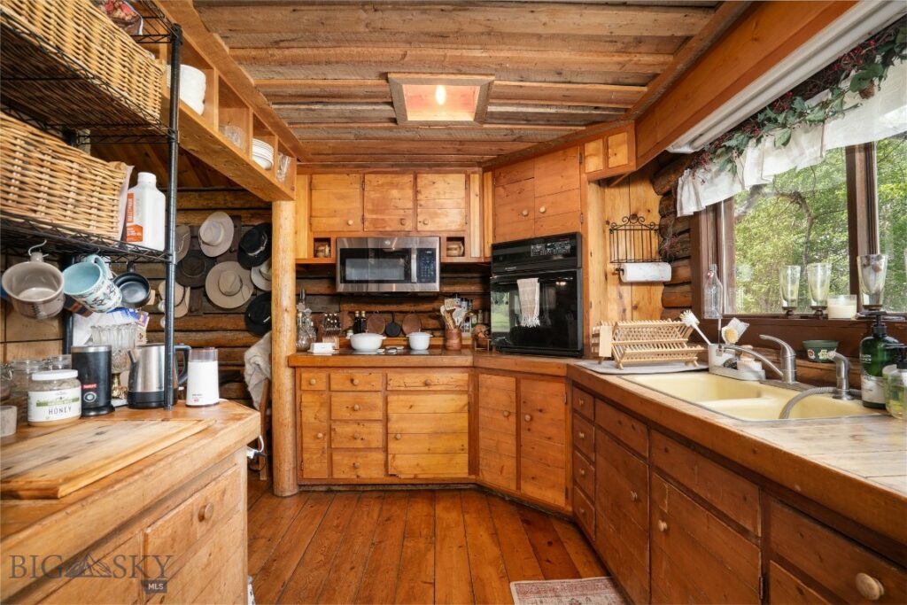 13011 Cottonwood Canyon Road, Bozeman MT 59718