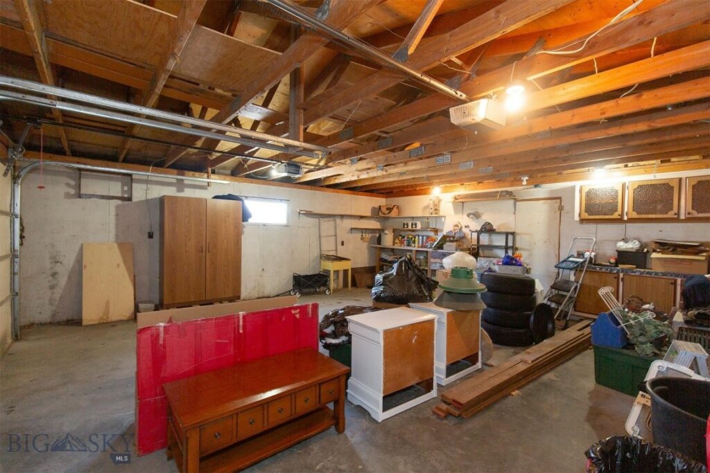 132 Stubbs Lane, Bozeman MT 59718