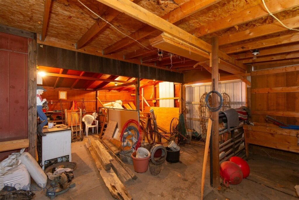 132 Stubbs Lane, Bozeman MT 59718