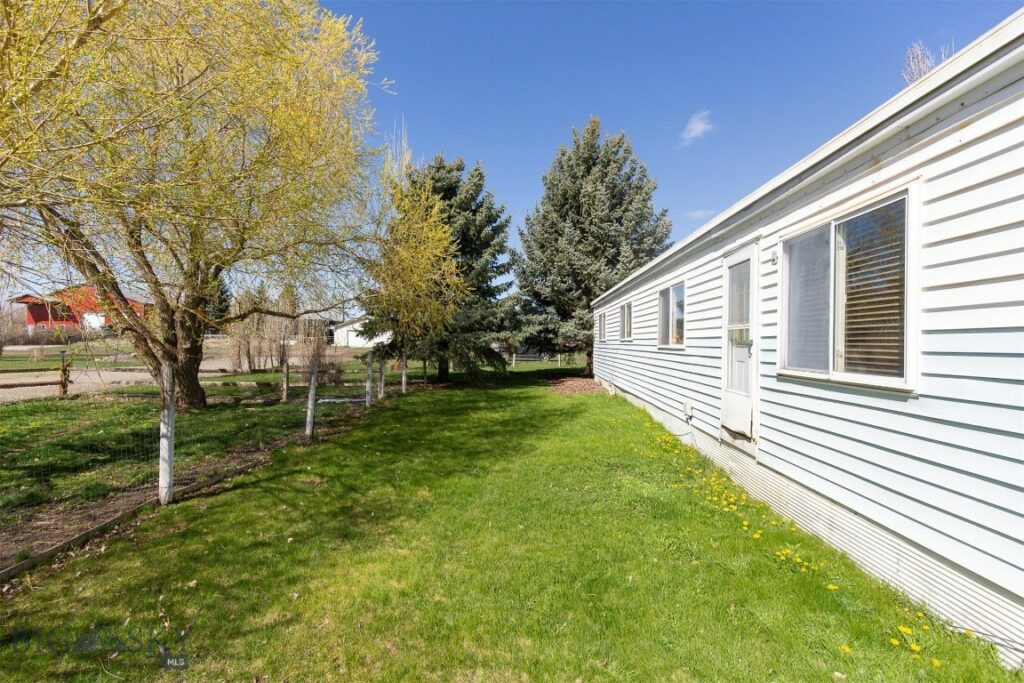 132 Stubbs Lane, Bozeman MT 59718