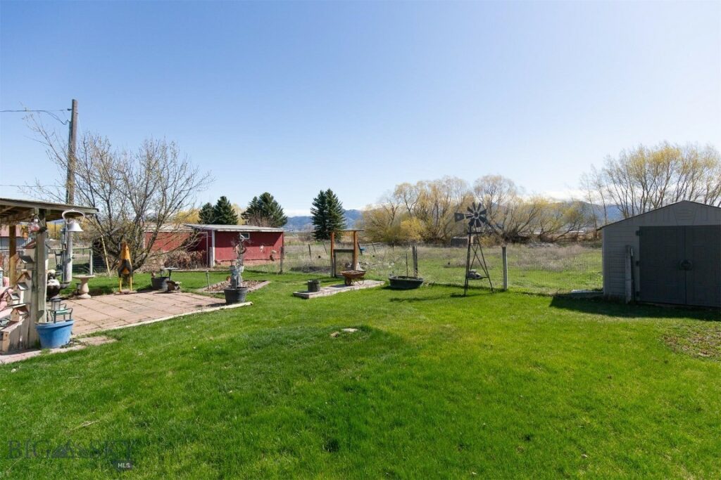 132 Stubbs Lane, Bozeman MT 59718