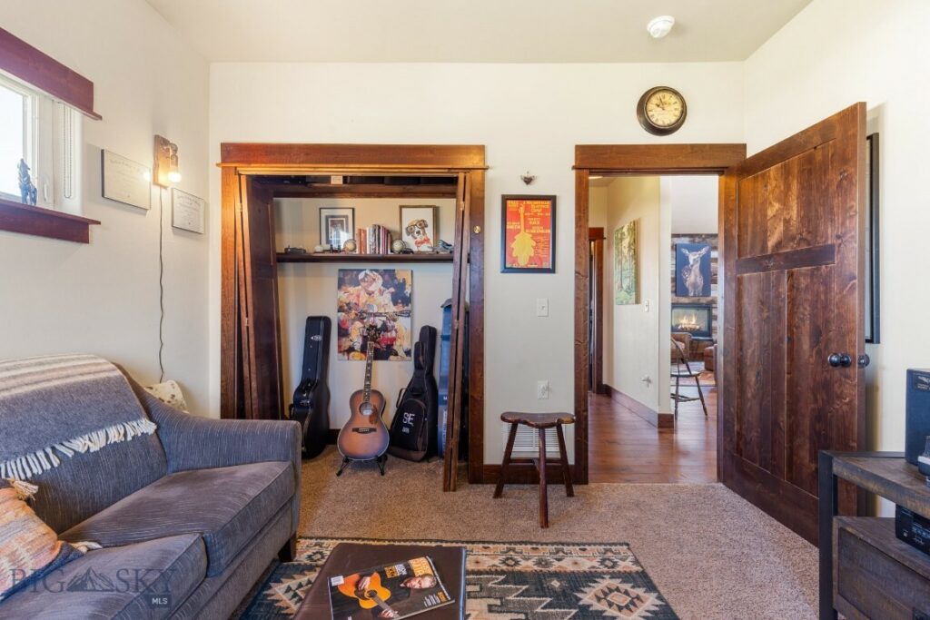 135 Higain, Bozeman MT 59718