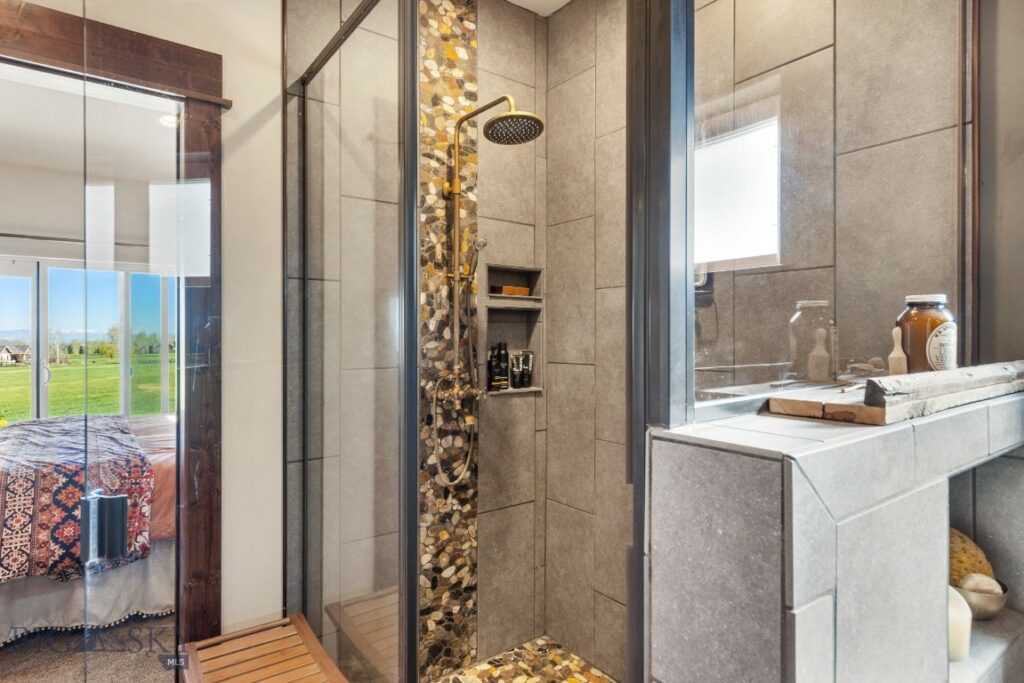 135 Higain, Bozeman MT 59718