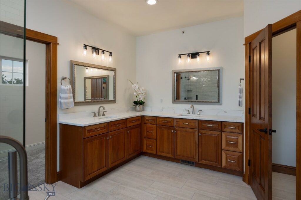 135 Hyalite View, Bozeman MT 59718
