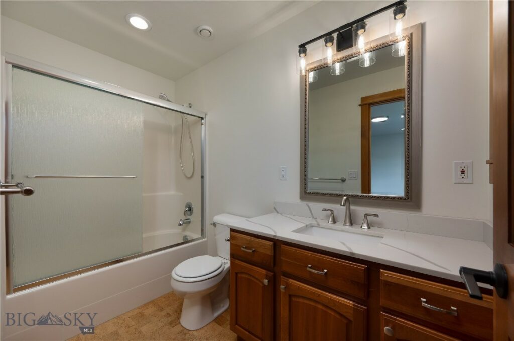 135 Hyalite View, Bozeman MT 59718