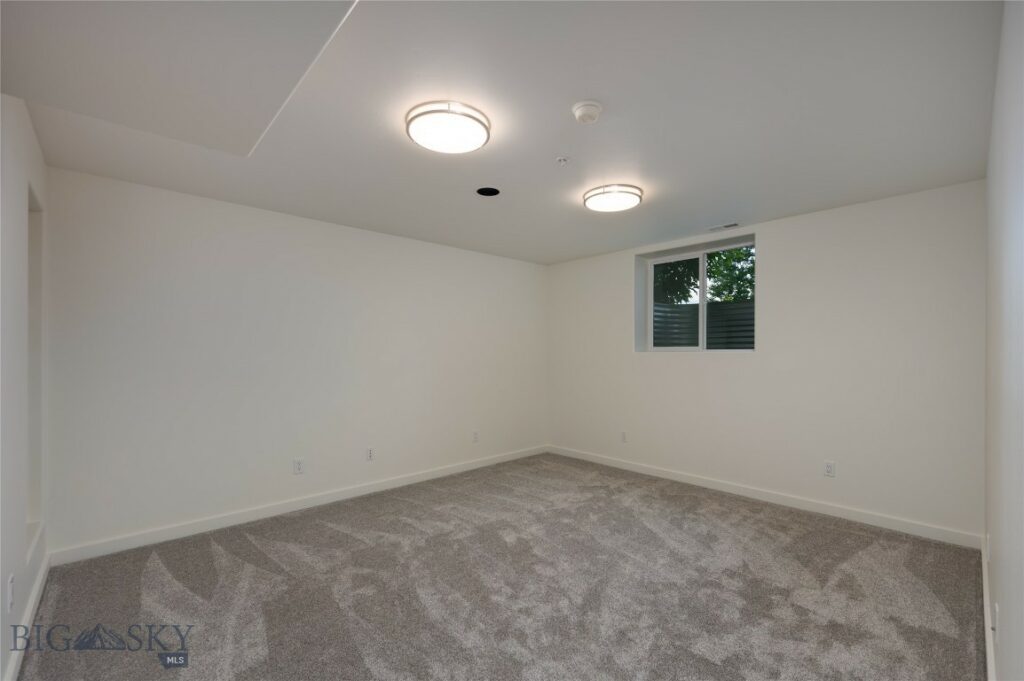135 Hyalite View, Bozeman MT 59718