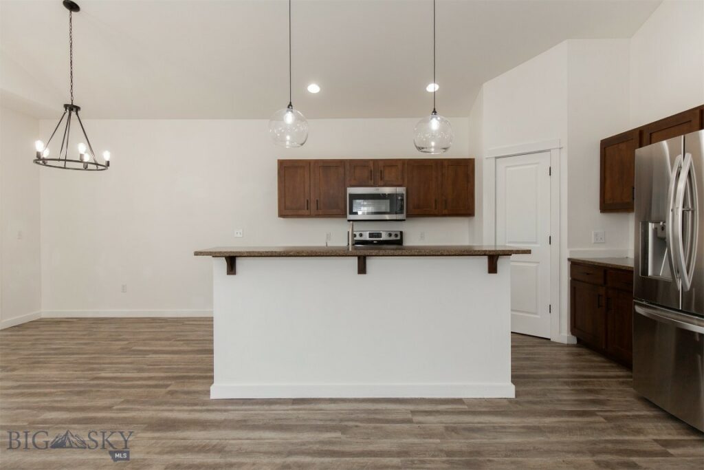 136 Shelter Grove Circle, Bozeman MT 59718