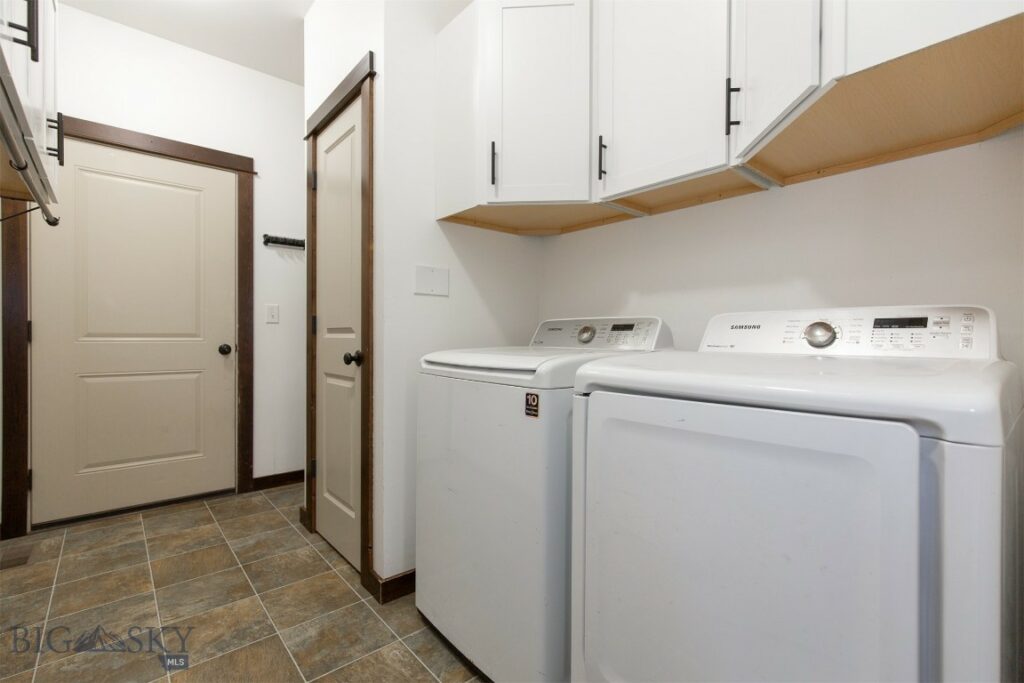 136 Shelter Grove Circle, Bozeman MT 59718