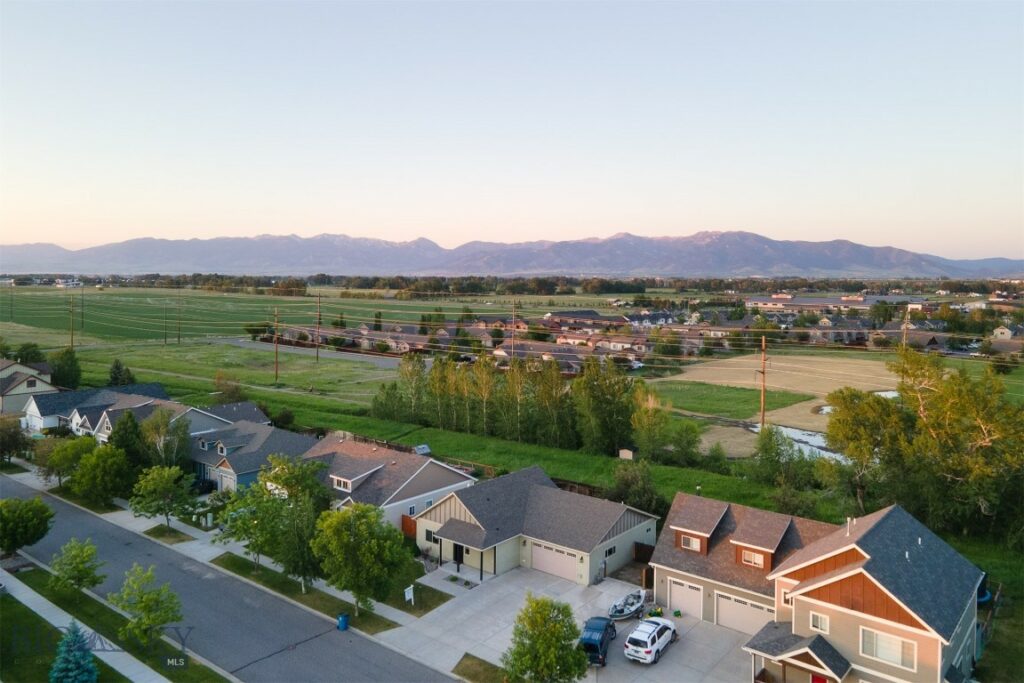 136 Shelter Grove Circle, Bozeman MT 59718