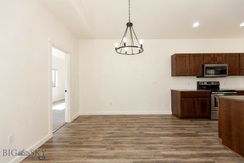 136 Shelter Grove Circle, Bozeman MT 59718
